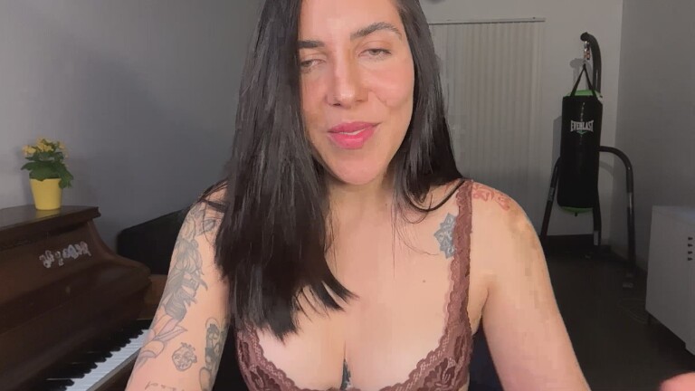 LolaDeLux's Streamate show and profile