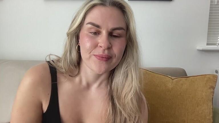 ClaraXVale's Streamate show and profile