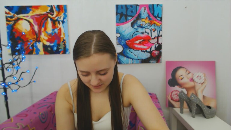 ArinaBelly's Streamate show and profile