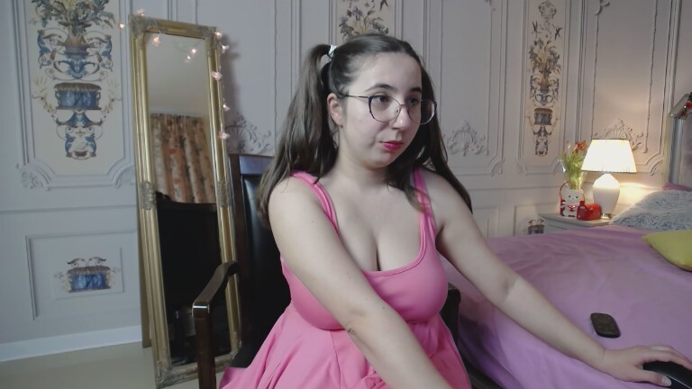 HAZELs's Streamate show and profile