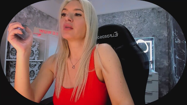 BE_WOW's Streamate show and profile